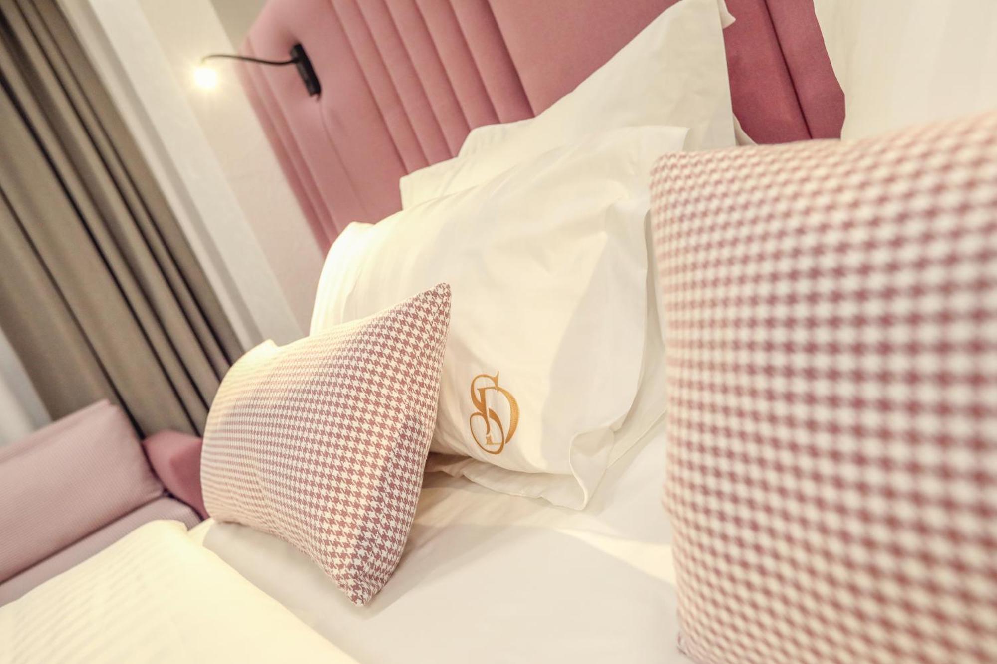 Hotel Dirista Shkodër Extérieur photo