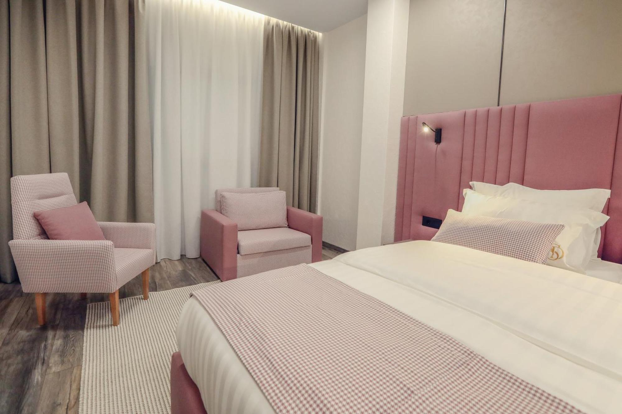 Hotel Dirista Shkodër Extérieur photo